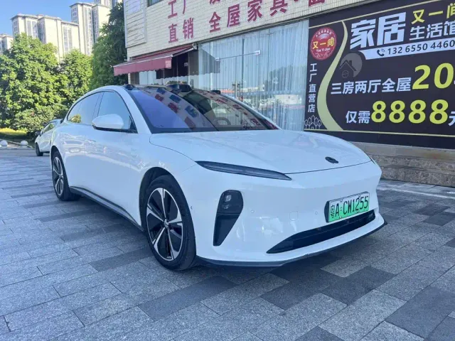 Nio ET5 Touring — Фото автомобиля 2