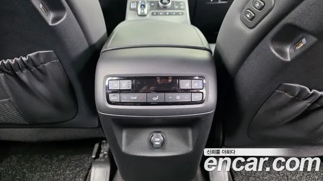 Hyundai Palisade Palisade Бензин 3.8 2WD — Фото автомобиля 16