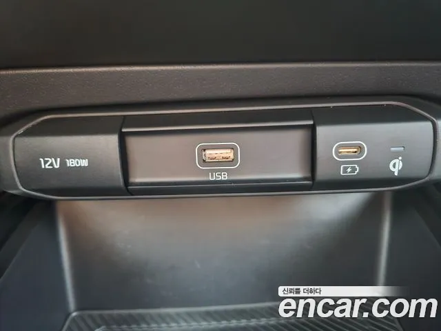 Kia Niro Niro (New) — Фото автомобиля 16