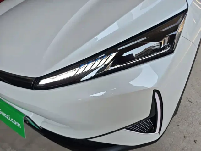 Dongfeng Fengshen L7 — Фото автомобиля 23