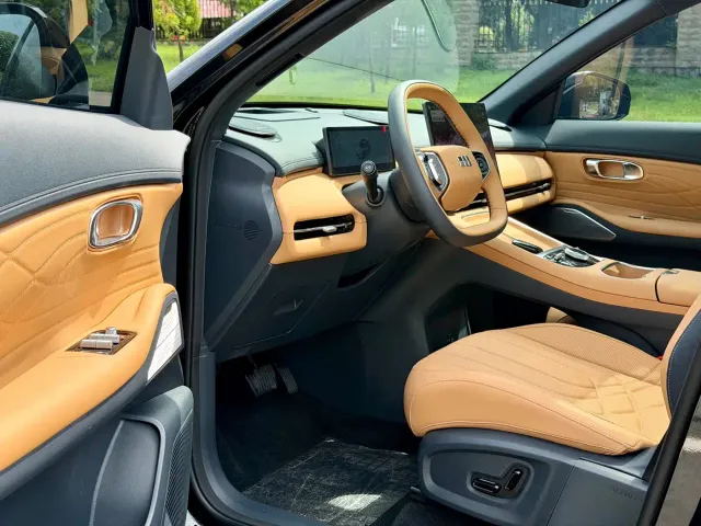 Geely Galaxy Starship 7 EM-i — Фото автомобиля 7