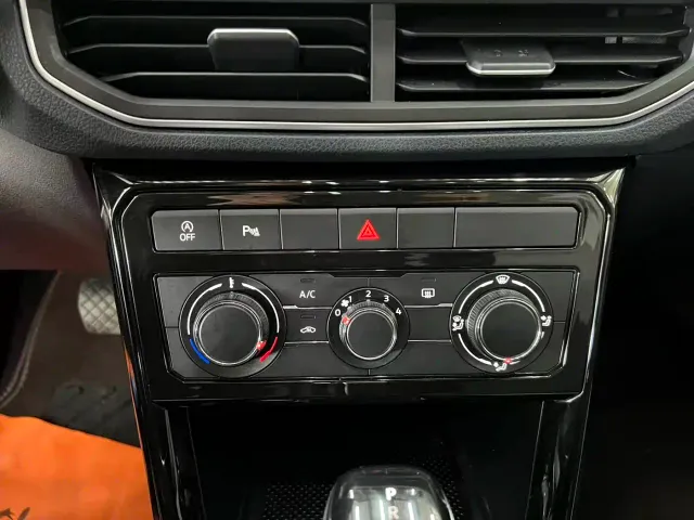 Volkswagen Tharu — Фото автомобиля 13