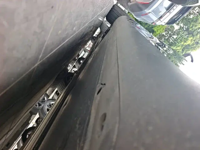 Tesla Model Y — Фото автомобиля 21