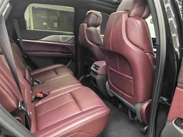 Cadillac XT5 — Фото автомобиля 15