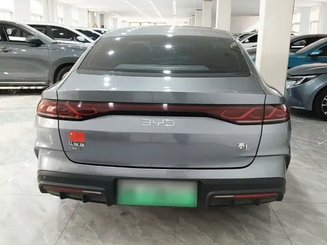 BYD Qin L — Фото автомобиля 5