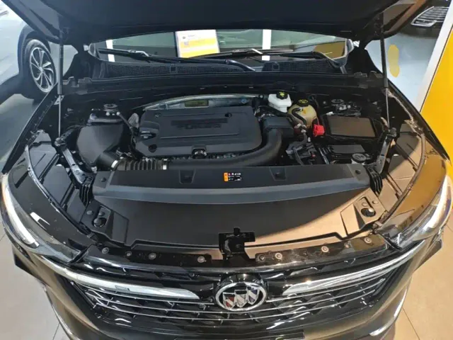 Buick Envision Plus — Фото автомобиля 19
