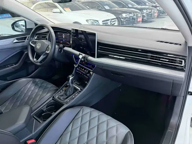 Volkswagen Sagitar — Фото автомобиля 17