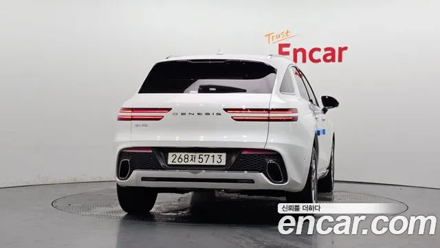 Genesis GV70 2.5T Бензин 2WD — Фото автомобиля 4