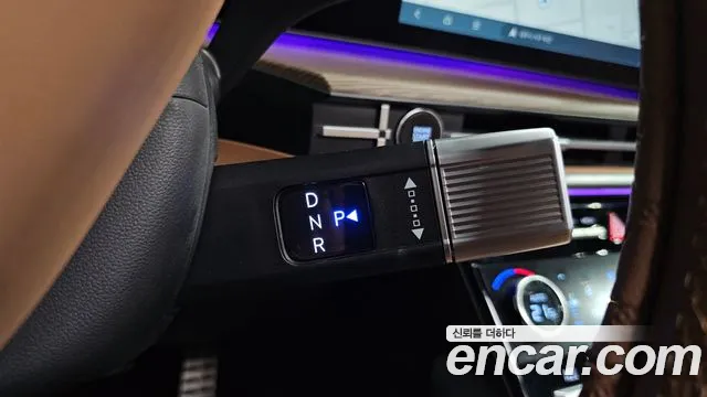Hyundai Santa Fe MX5 — Фото автомобиля 12