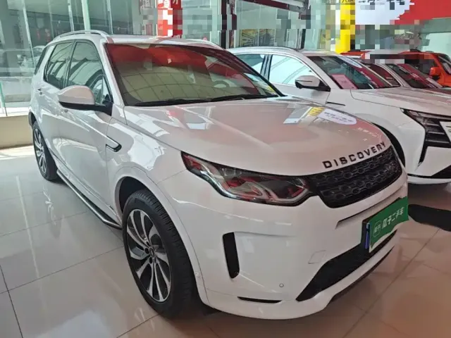 Land Rover Discovery Sport — Фото автомобиля 3
