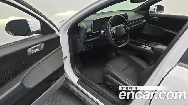Hyundai Ioniq 6 — Фото автомобиля 10