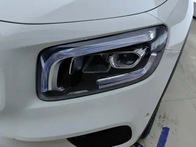 Mercedes-Benz GLB-Class — Фото автомобиля 5