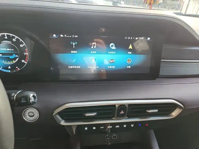 Jetour X90 Plus — Фото автомобиля 14