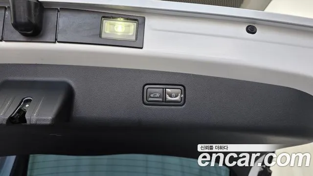 Genesis GV70 2.5T Бензин AWD — Фото автомобиля 23