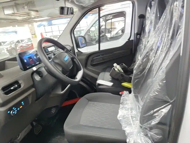 JMC E-Fushun — Фото автомобиля 14