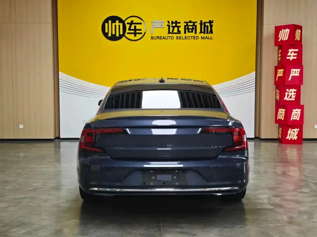 Volvo S90 — Фото автомобиля 5