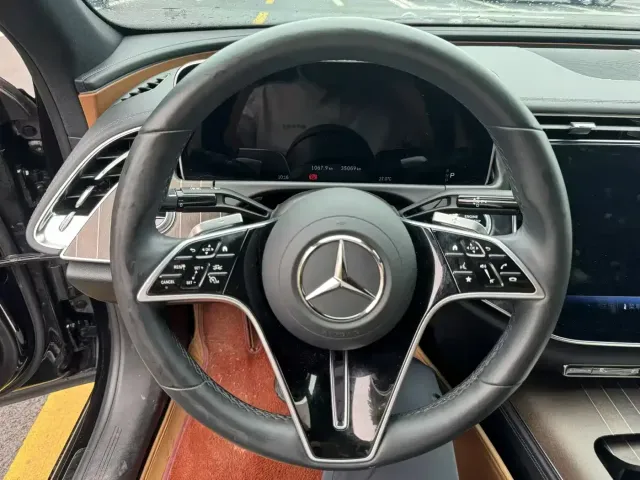 Mercedes-Benz Mercedes-Benz E-Class 2025 E 300 L Fashion — Фото автомобиля 4