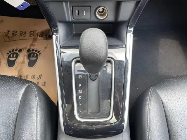 Nissan Sylphy — Фото автомобиля 19