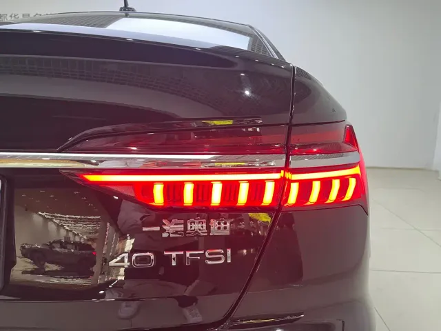 Audi A6L — Фото автомобиля 16