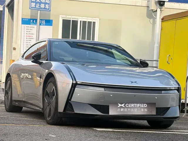 Xpeng P7 — Фото автомобиля 3