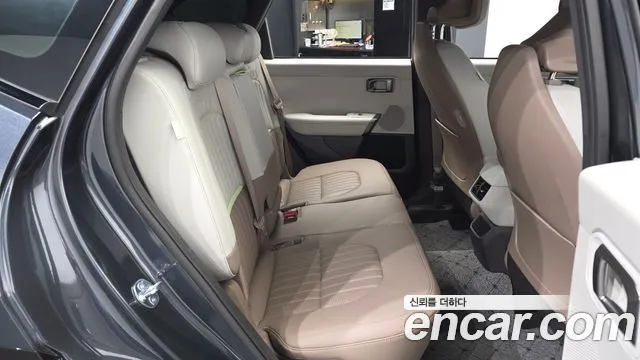 Kia Seltos Seltos 2 поколение Бензин 1.6T 2WD — Фото автомобиля 12
