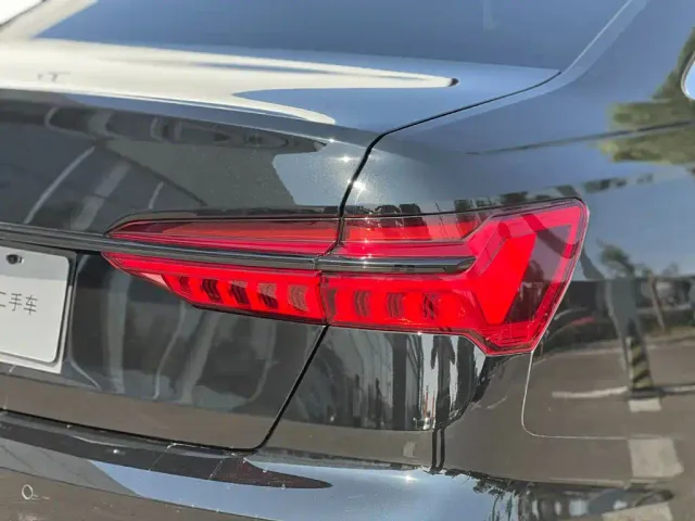 Audi A6L — Фото автомобиля 13