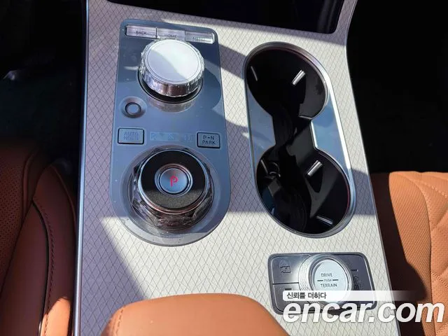 Genesis GV80 — Фото автомобиля 10