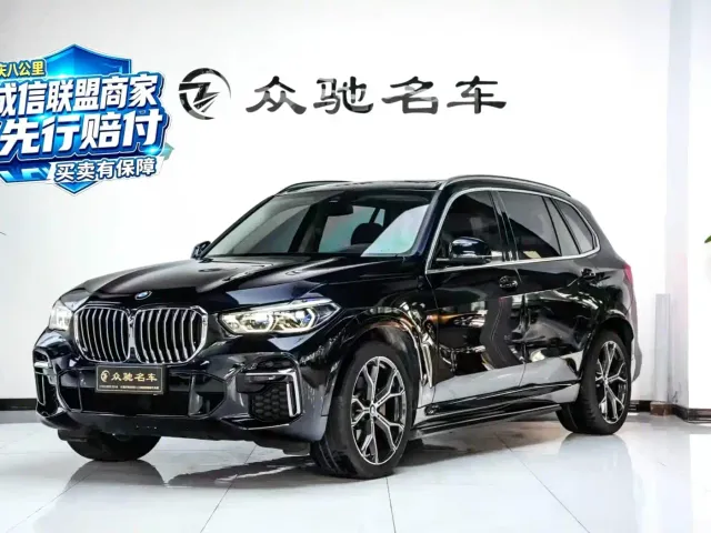 Фотография автомобиля — BMW X5