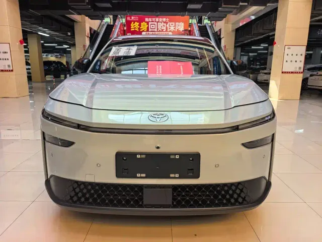 Toyota BoZhi 3X — Фото автомобиля 2