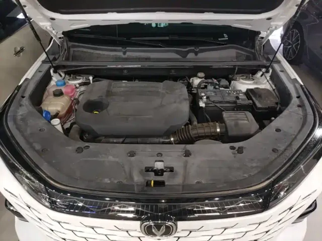 Changan CS75 Plus — Фото автомобиля 19