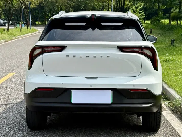 Geely Geometry E Firefly — Фото автомобиля 6