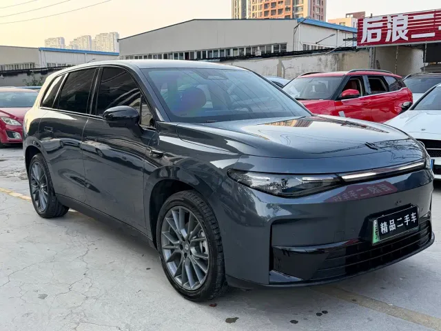 Leapmotor C10 — Фото автомобиля 3