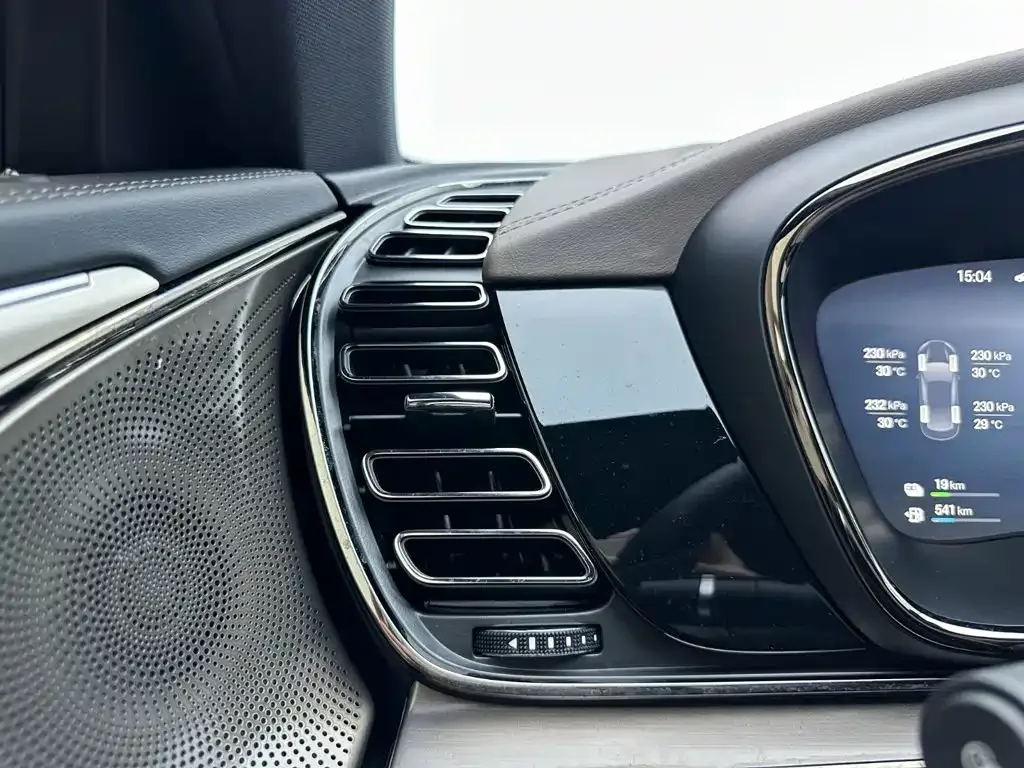 BYD Han 2025 DM-i 125KM Elite — Фото автомобиля 23