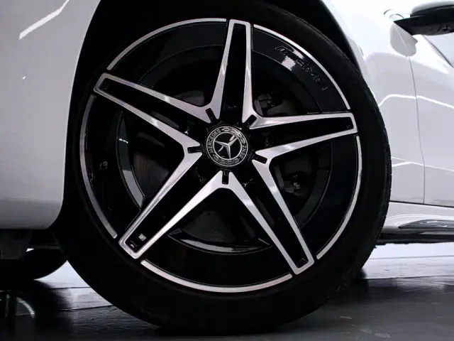 Mercedes-Benz C-Class — Фото автомобиля 17