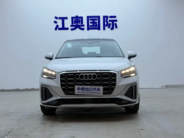 Audi Q2L — Фото автомобиля 2