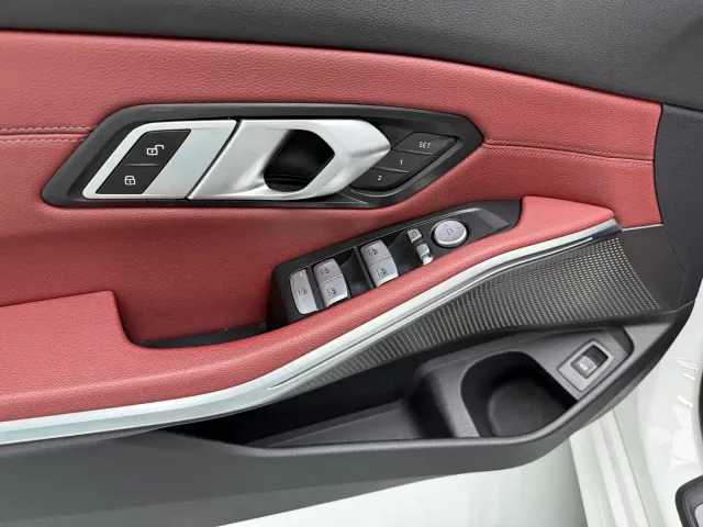 BMW 3 Series — Фото автомобиля 7