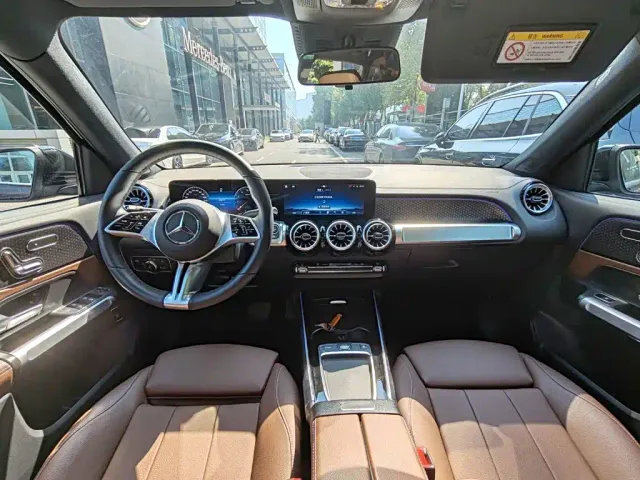 Mercedes-Benz GLB-Class — Фото автомобиля 8