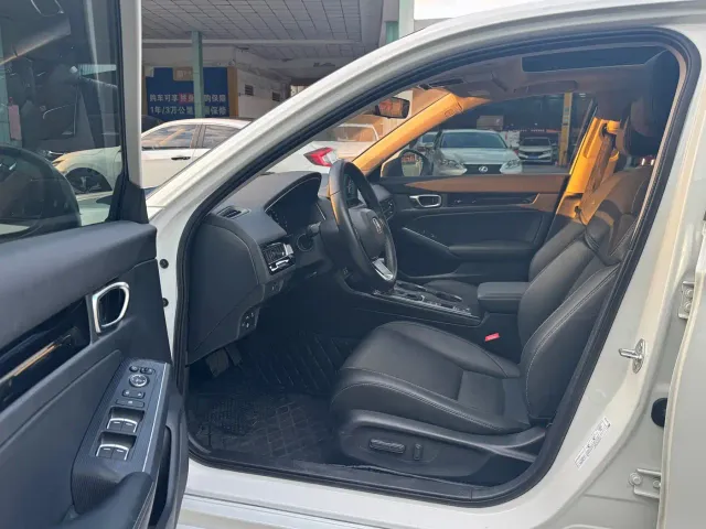 Honda Civic — Фото автомобиля 4
