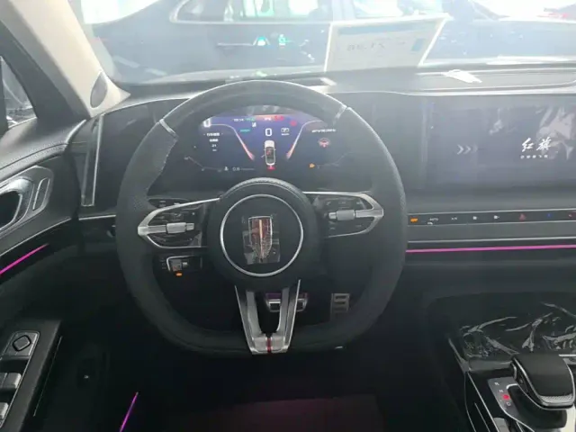 Hongqi H9 — Фото автомобиля 10