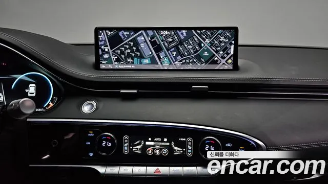 Genesis GV70 — Фото автомобиля 19