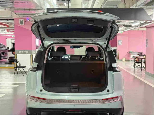 GAC Aion Y — Фото автомобиля 7