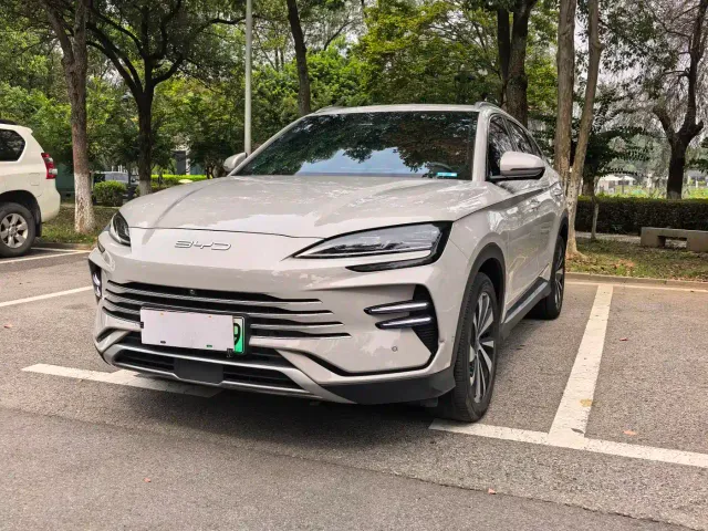 Фотография автомобиля — BYD Song PLUS