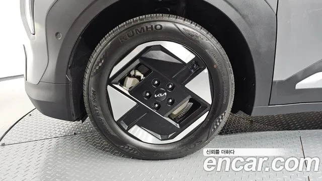 Kia EV3 — Фото автомобиля 5