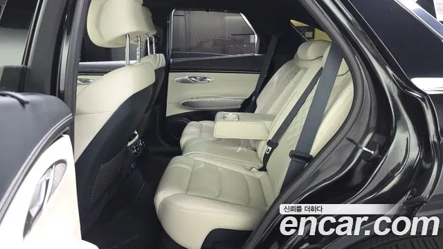 Genesis GV70 Electrified GV70 — Фото автомобиля 17