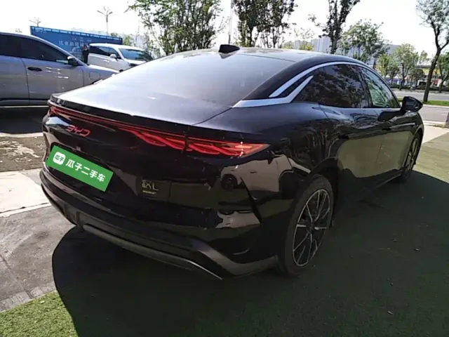 BYD Han L — Фото автомобиля 6