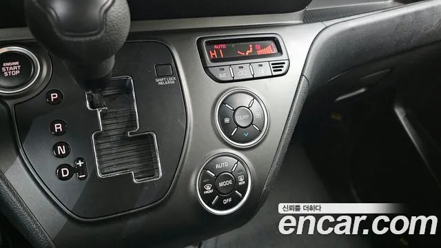 Kia RAY Новый Kia Ray Фургон — Фото автомобиля 27