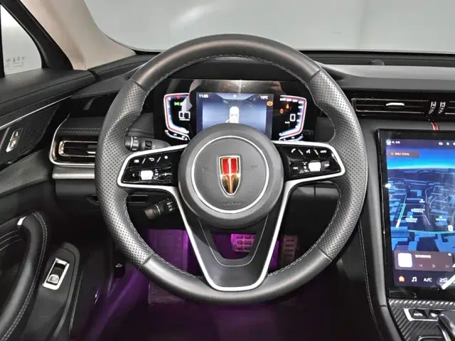 Hongqi H5 — Фото автомобиля 15