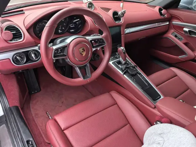 Porsche 718 — Фото автомобиля 4