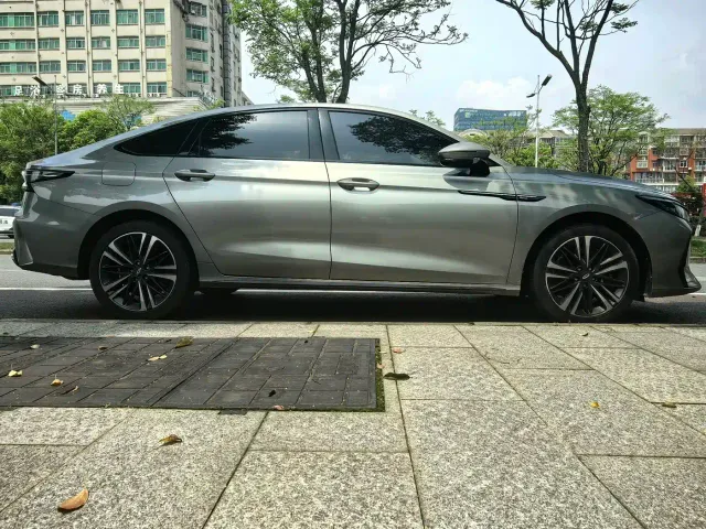 Chery Arrizo 8 — Фото автомобиля 4