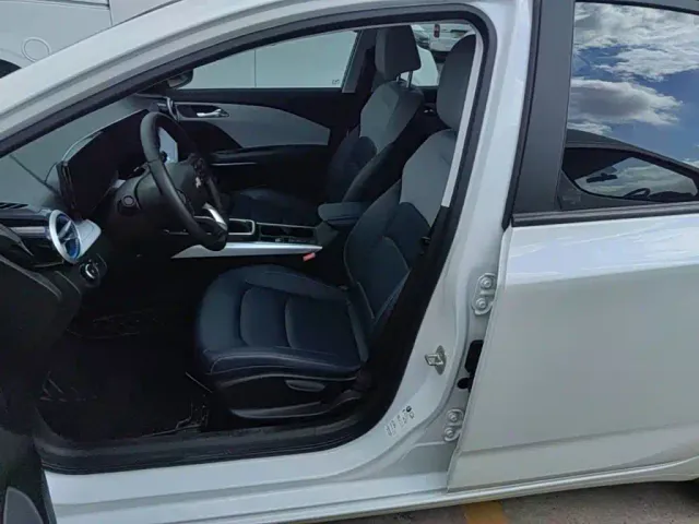 Chevrolet Monza — Фото автомобиля 14